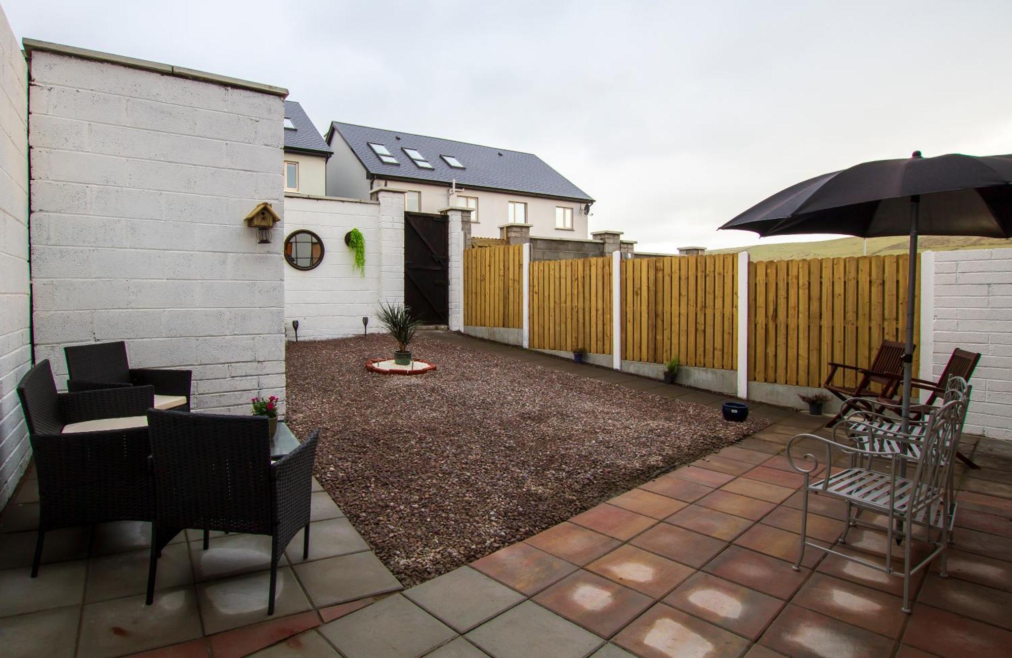 Renada Cottage Dingle Exterior photo